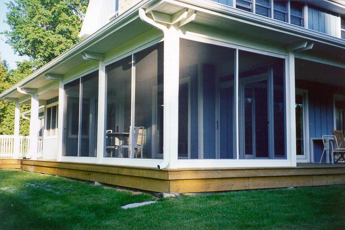 Screenroom Model 100